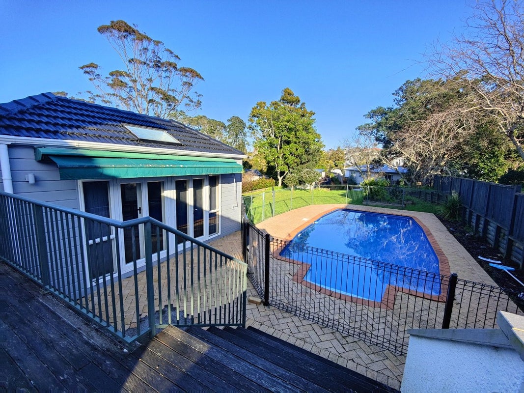 37 Churchill Road, Cockle Bay, Auckland - Carousel 1