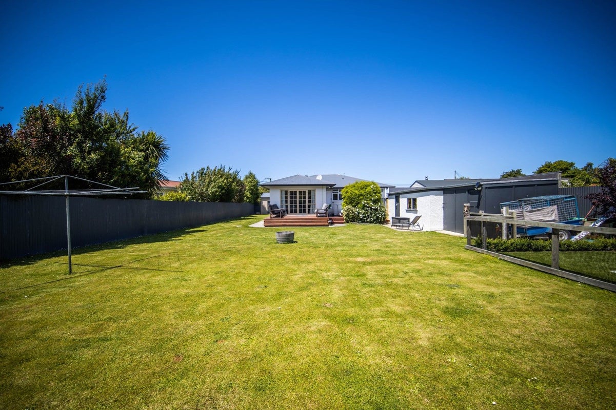 10 Warwick Street, Oamaru North, Oamaru - Carousel 18