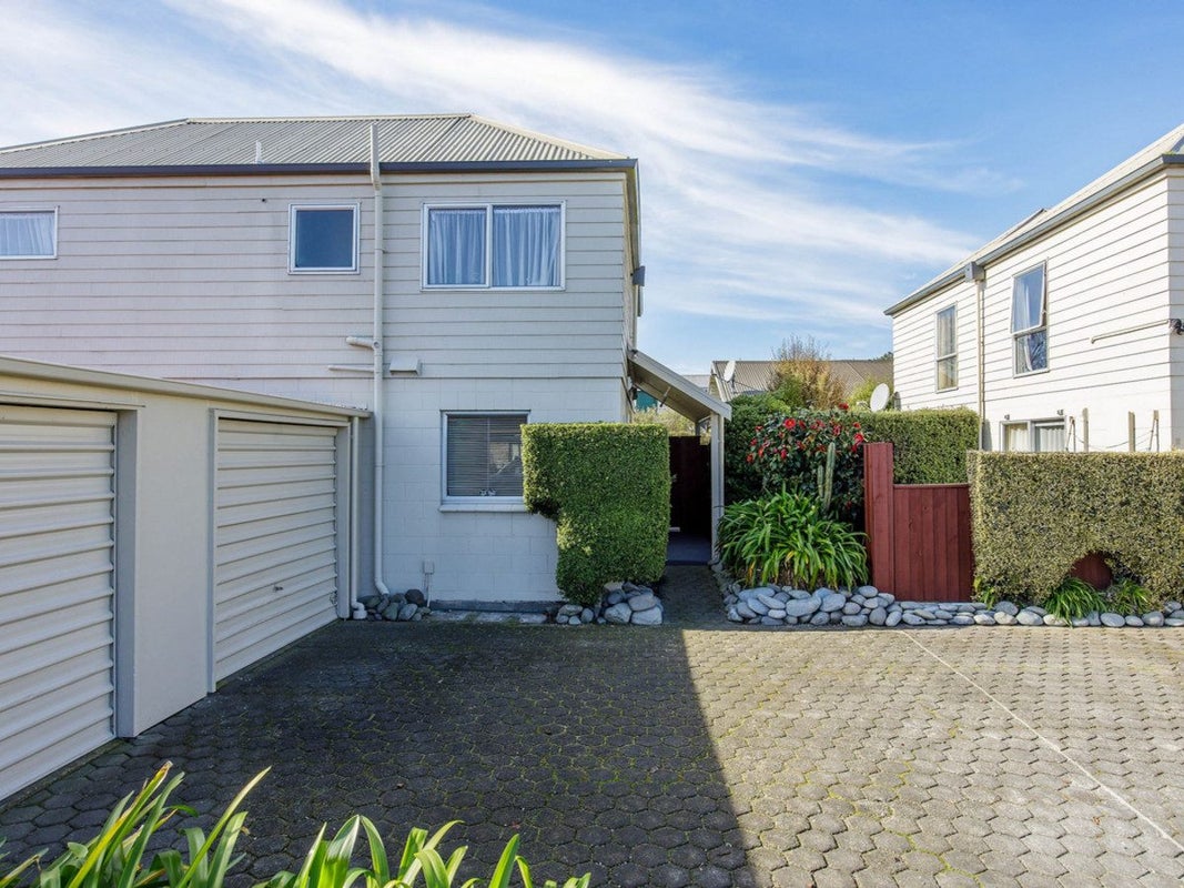 2/4 Jordan Street, Sydenham, Christchurch - Carousel 2