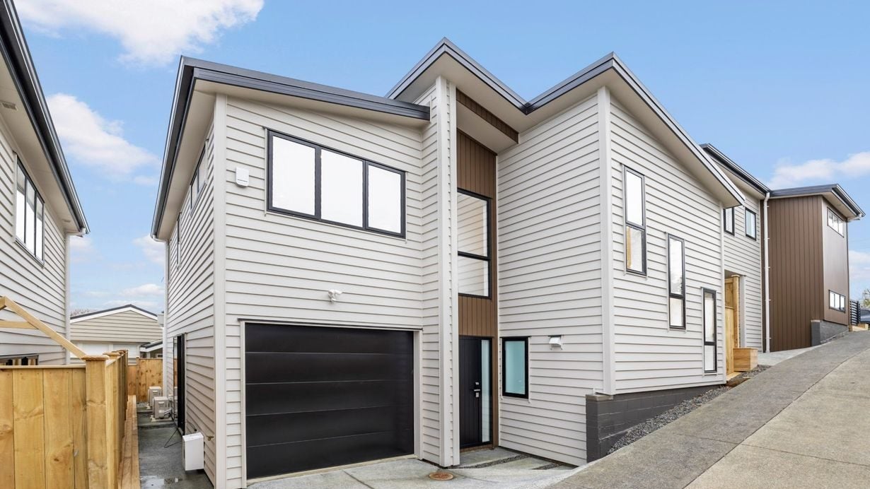 8B Meyrick place, Meadowbank, Auckland - Carousel 1