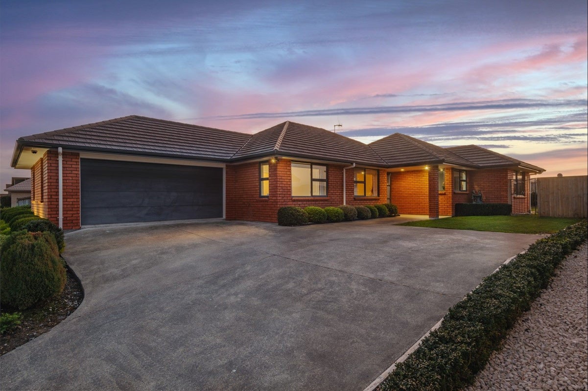 41 Rosalie Terrace, Kelvin Grove, Palmerston North - Carousel 17