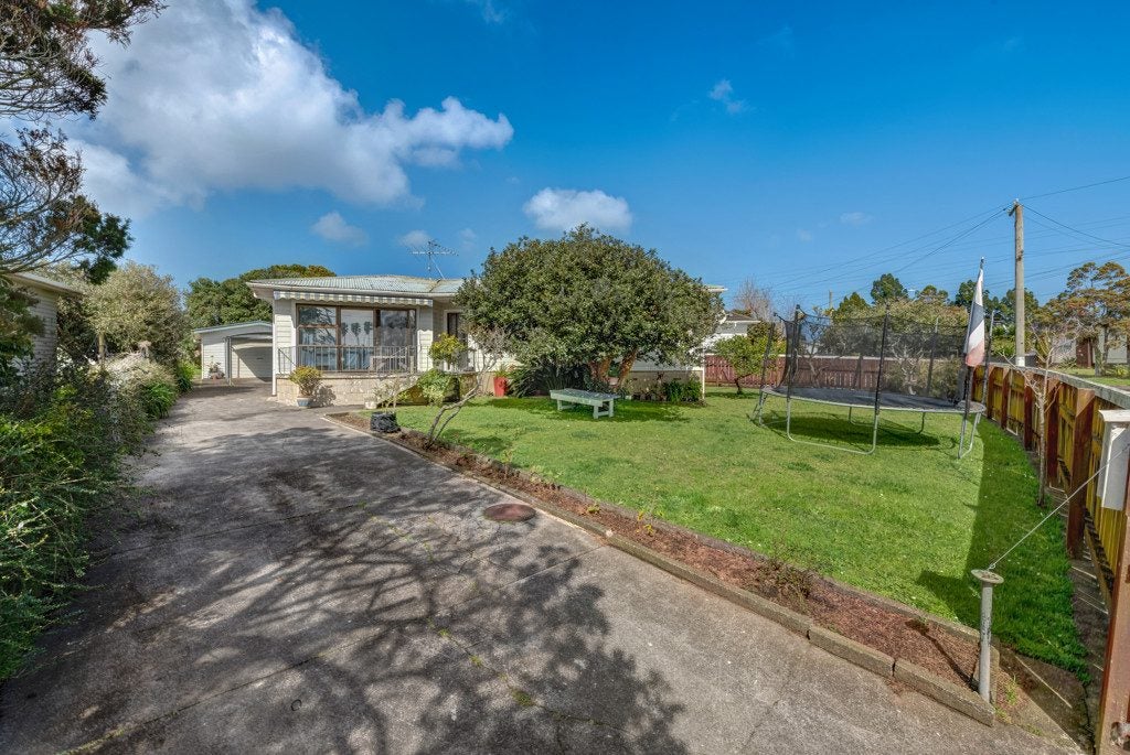 51 Clayton Avenue, Otara, Auckland - Carousel 2