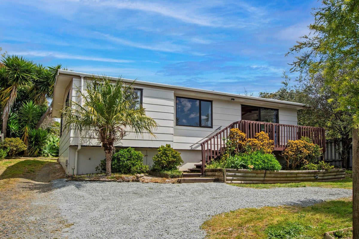27B Ranger Place, Raumanga, Whangarei - Carousel 1
