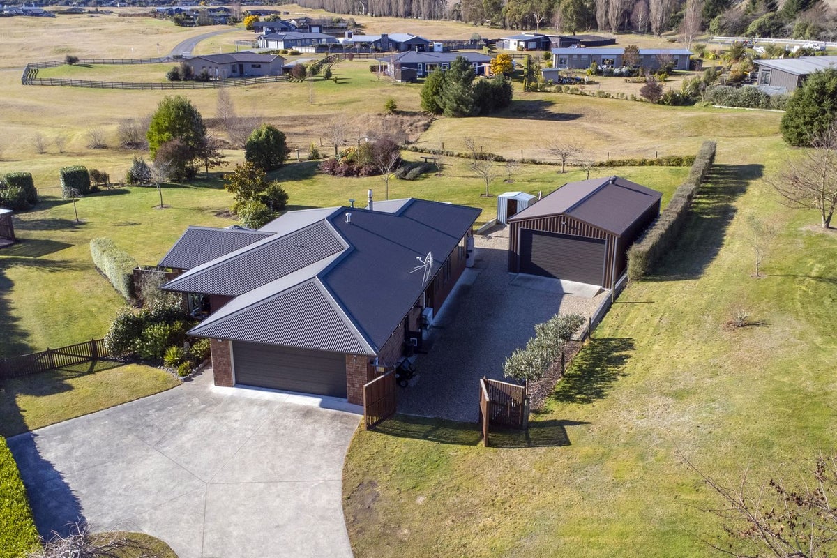 51/500 Kinloch Road, Kinloch, Taupo - Carousel 1