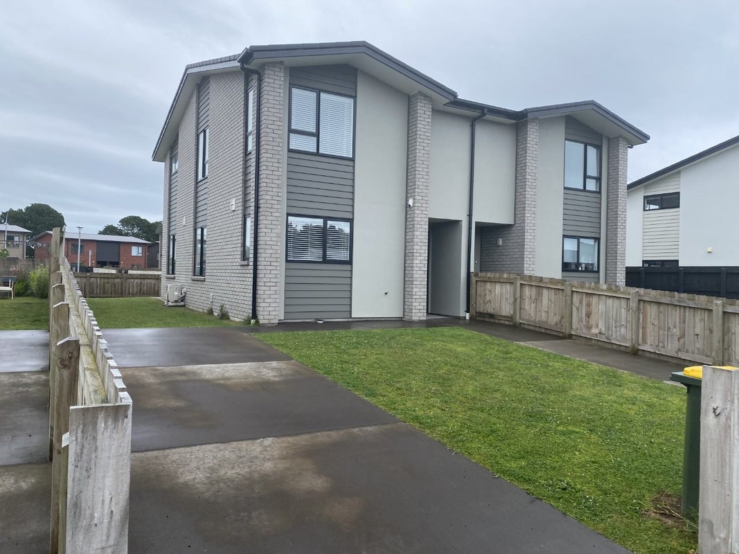 11 Discovery PL, Marfell, New Plymouth - Carousel 13