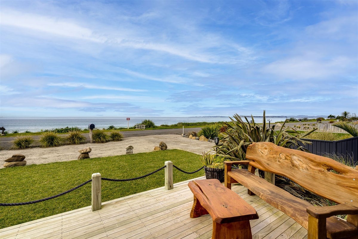 139 North Shore Road, Eskdale, Napier - Carousel 26