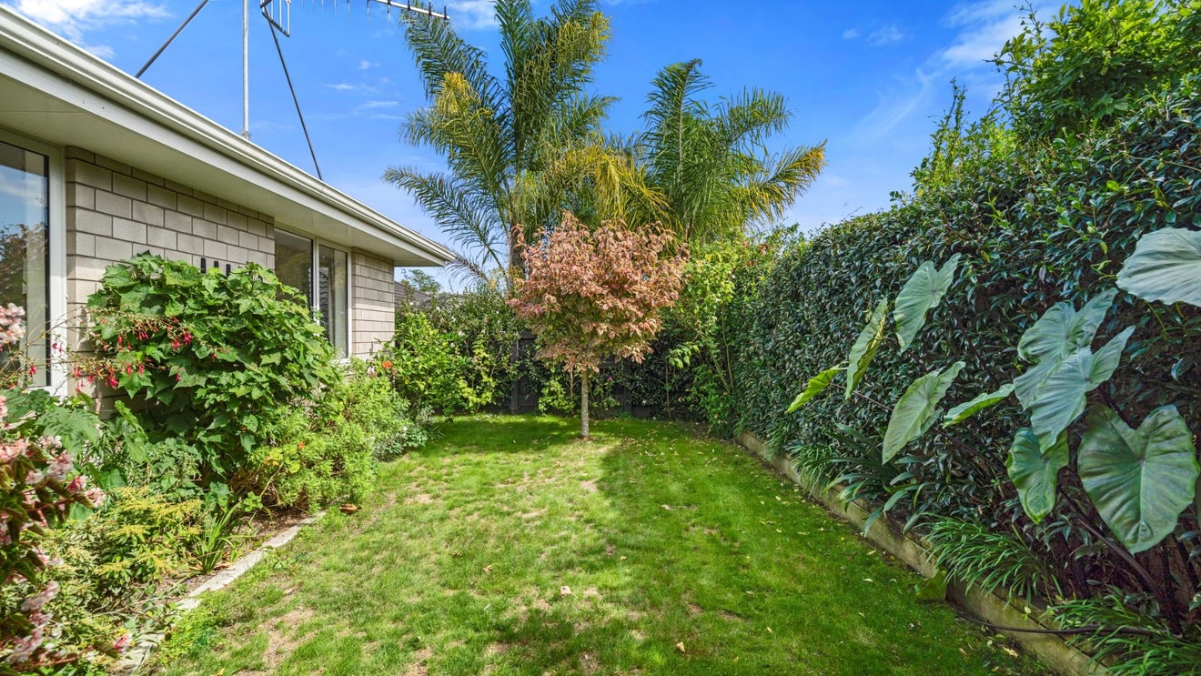 25C Graham Street, Hamilton East, Hamilton - Carousel 17