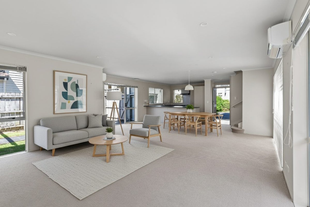 10 Sires Parkway, Takanini, Auckland - Carousel 1