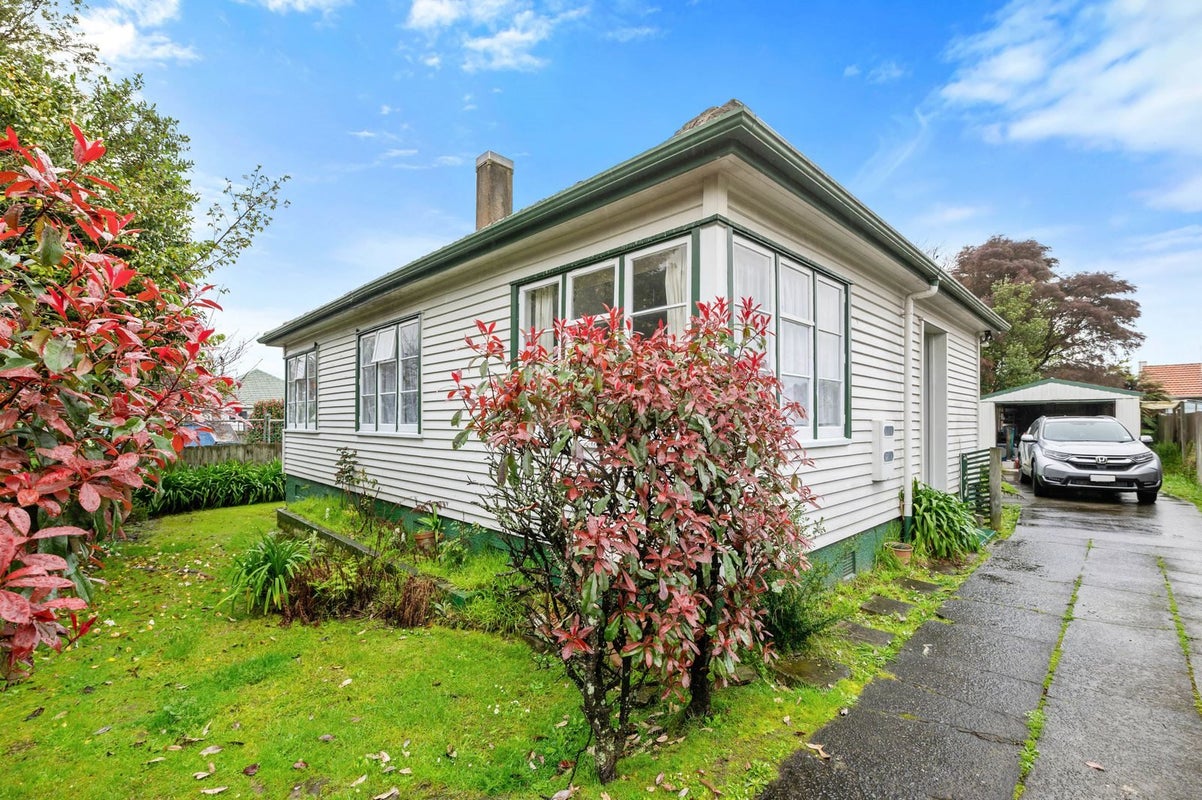 38 Miller Street, Glenholme, Rotorua - Carousel 1