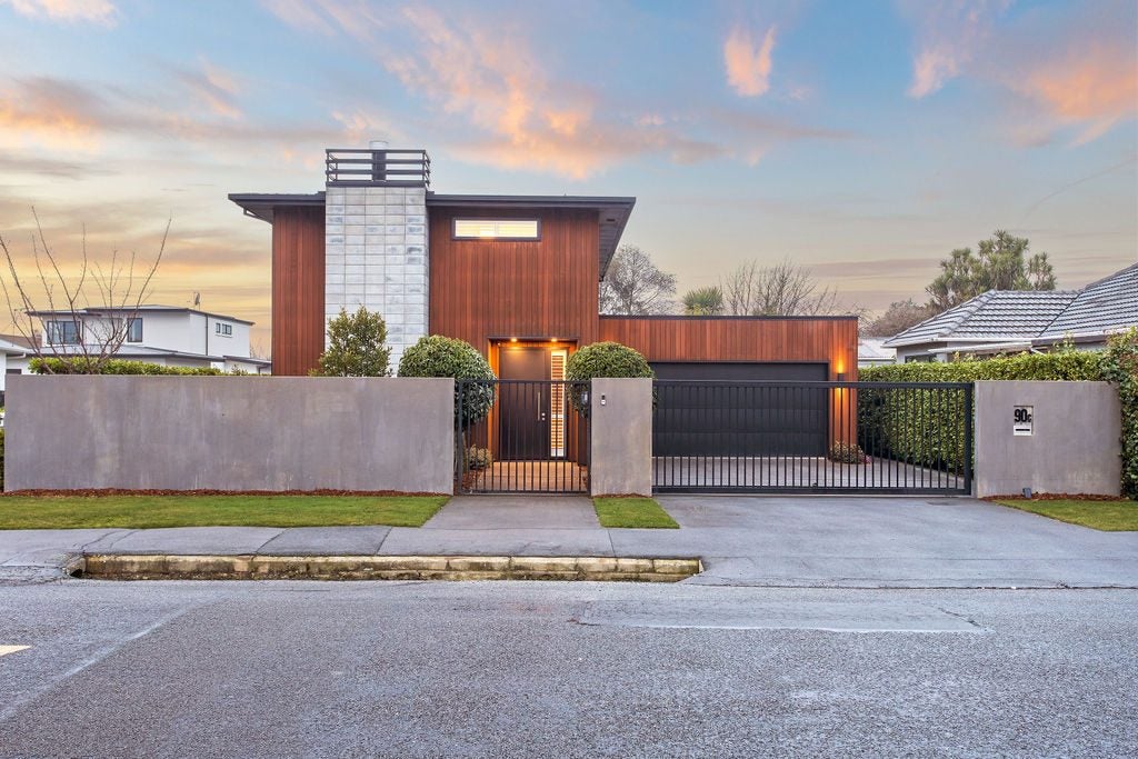 90C Bryndwr Road, Bryndwr, Christchurch - Carousel 1
