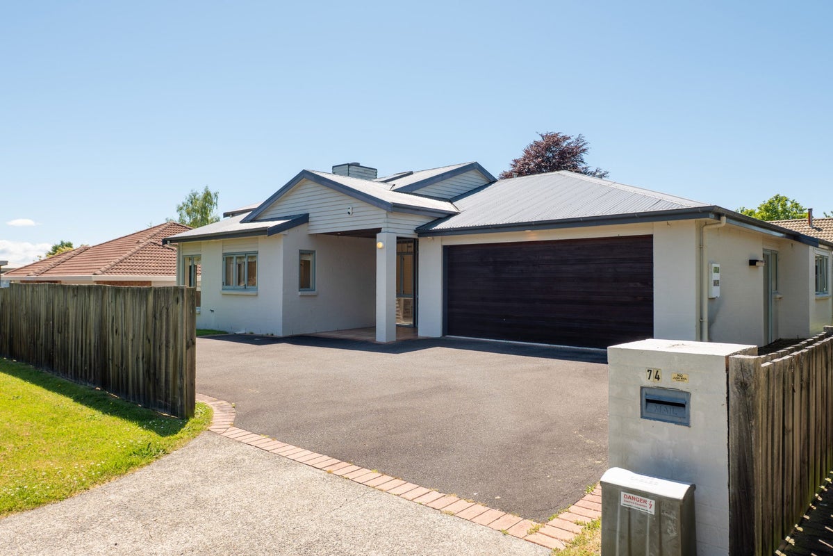 74 Lytton Street, Glenholme, Rotorua - Carousel 1