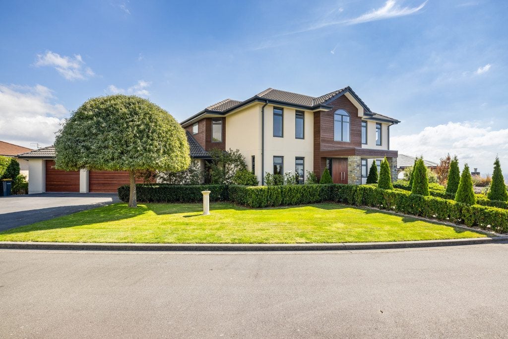 4 Stonewall Place, Huntsbury, Christchurch - Carousel 1
