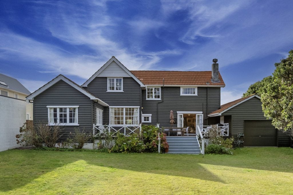 48 Ludlam Street, Seatoun, Wellington - Carousel 1