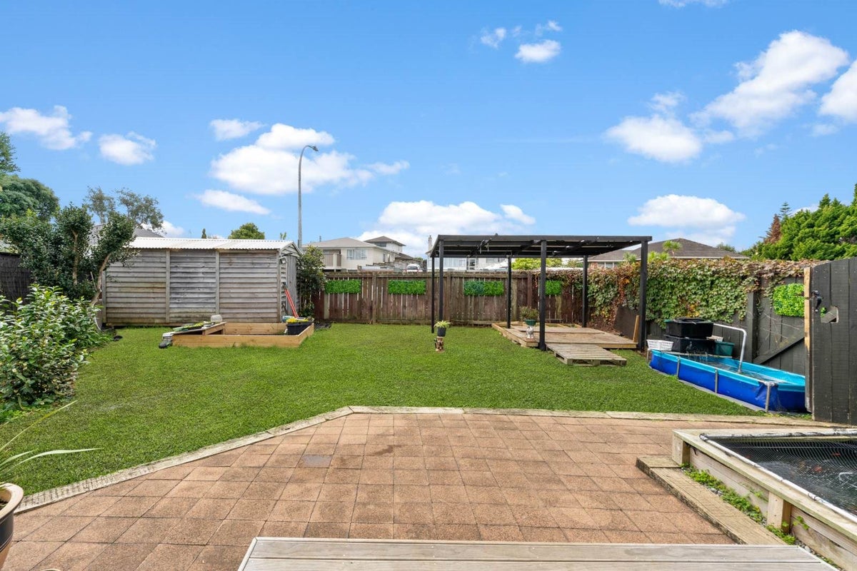 9 Andrew Road, Howick, Auckland - Carousel 2