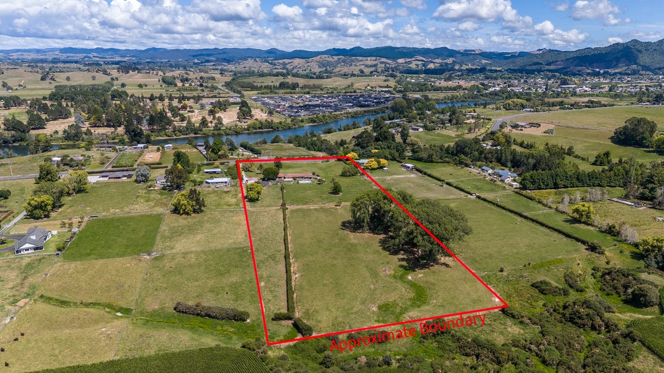 2636 River Road, Horsham Downs - Carousel 2