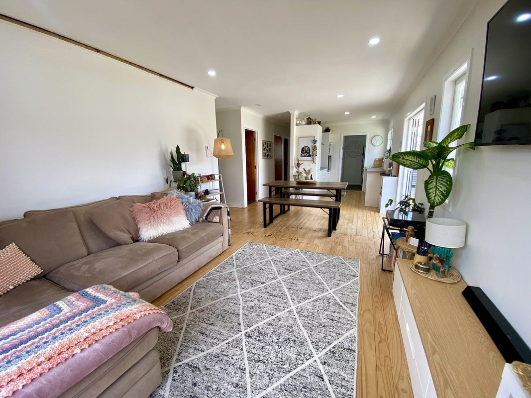 43A Taikata Road, Te Atatu Peninsula, Auckland - Carousel 2