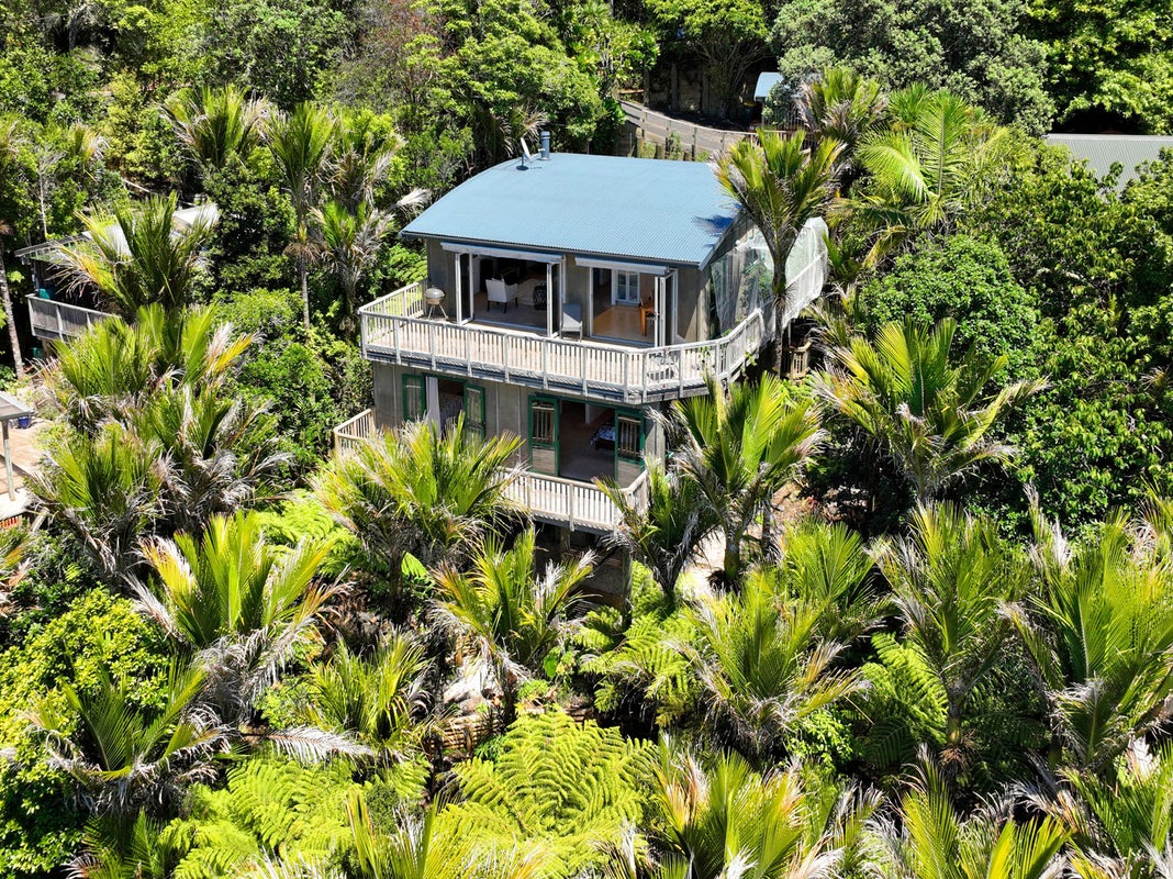88 Victory Road, Laingholm, Auckland - Carousel 4