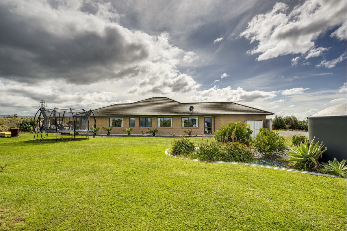 174 Eskridge Drive, Eskdale, Napier - Carousel 20