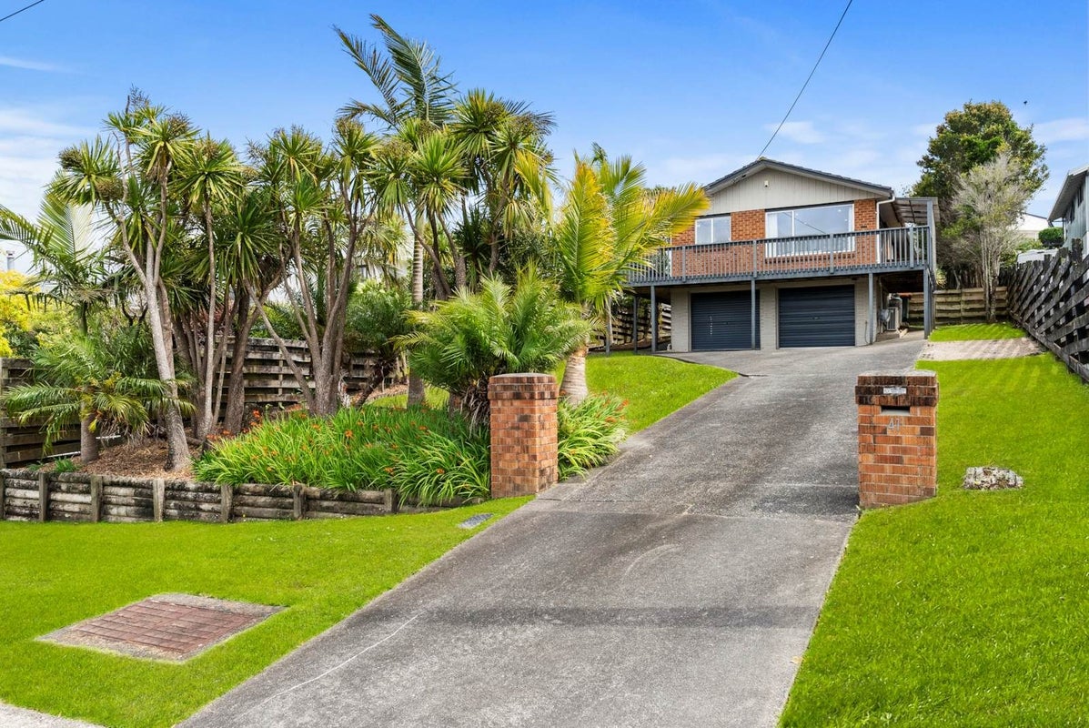 41 Killarney Avenue, Torbay, Auckland - Carousel 1