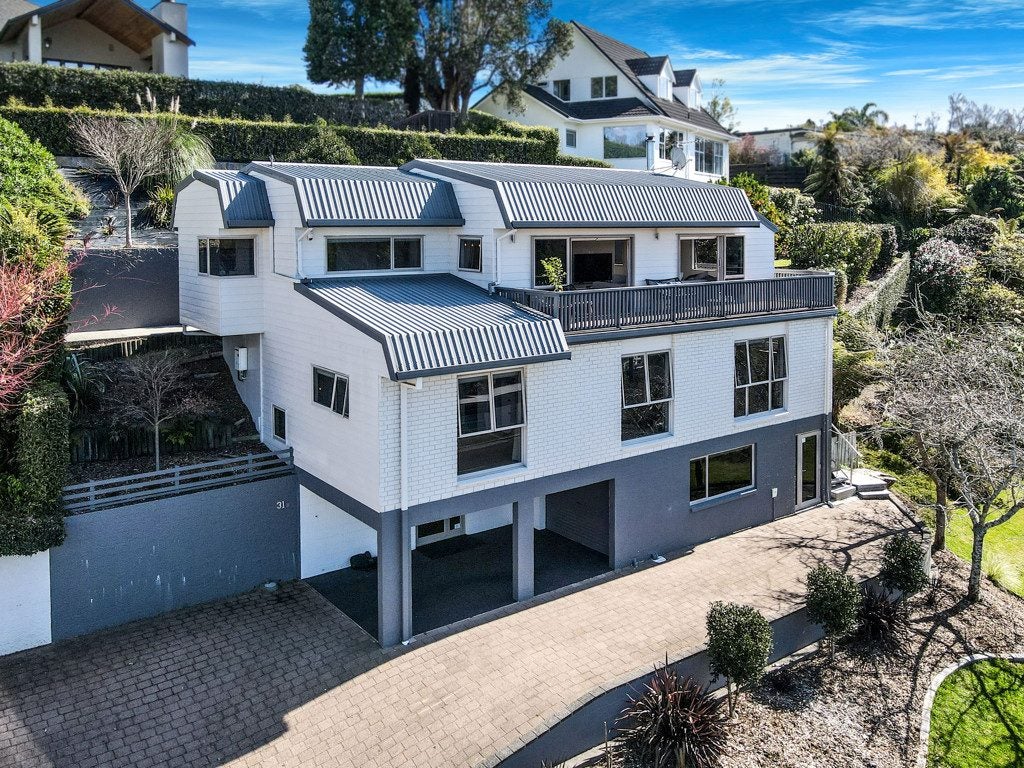 31B Awatere Avenue, Beerescourt, Hamilton - Carousel 1