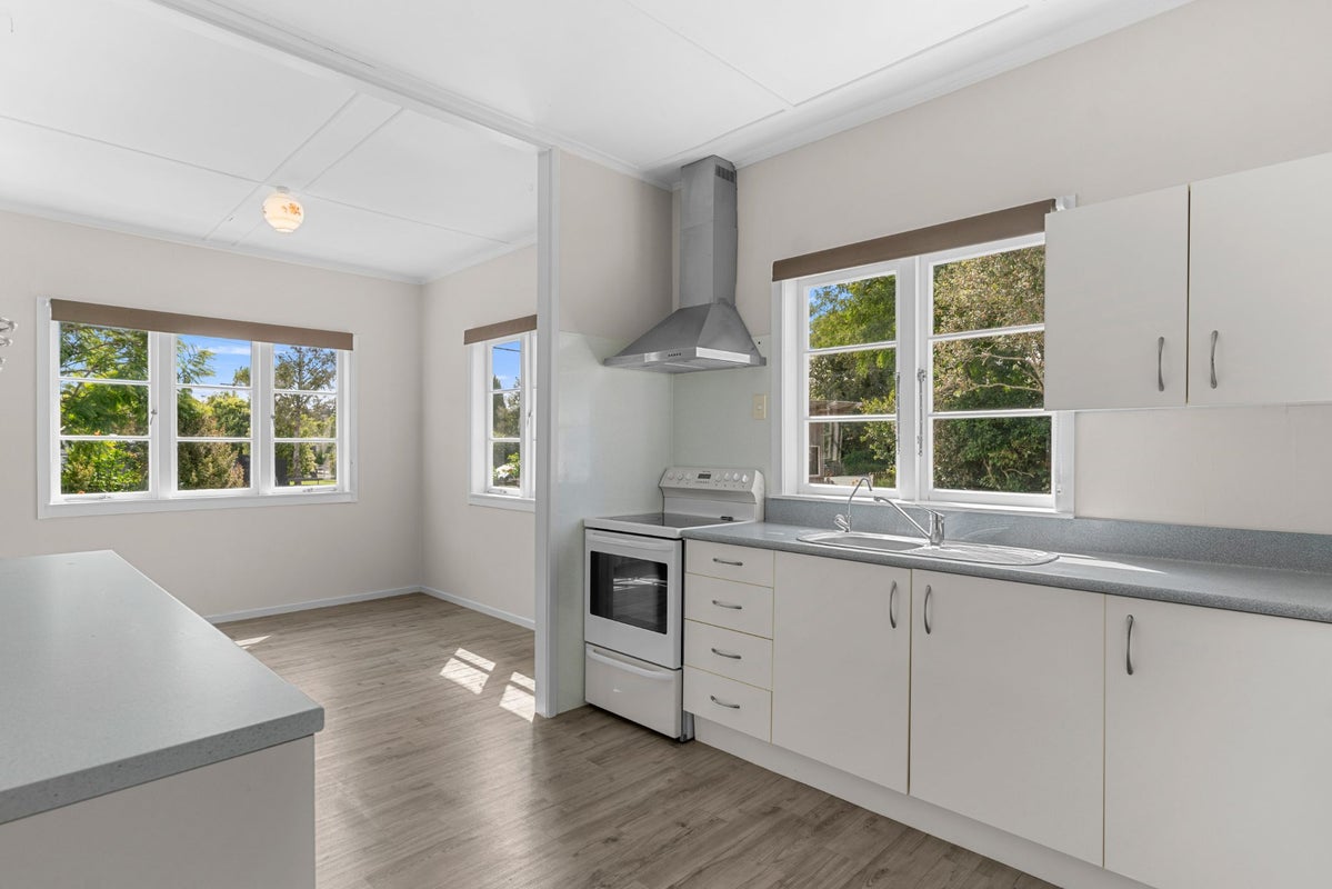 23 The Braigh, Waipu, Waipu - Carousel 2