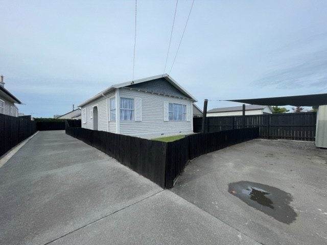 24 Allard Street, Edgeware, Christchurch - Carousel 10