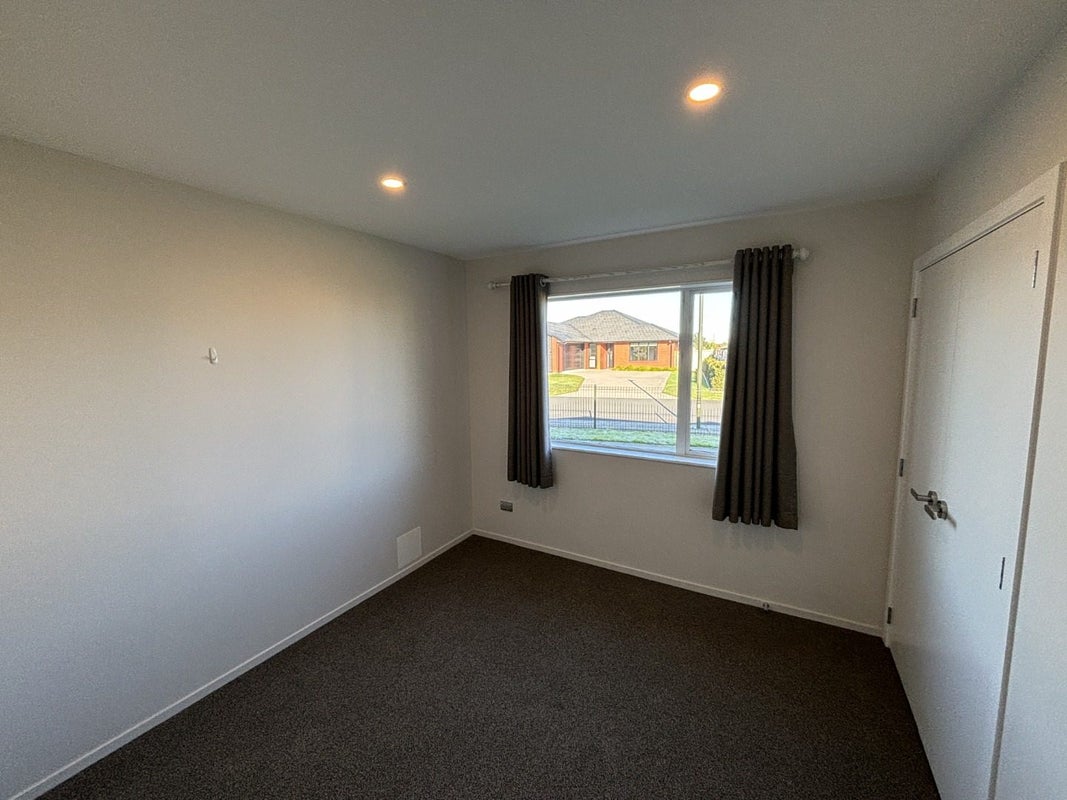 2 Hyatt Close, Leamington, Cambridge - Carousel 13