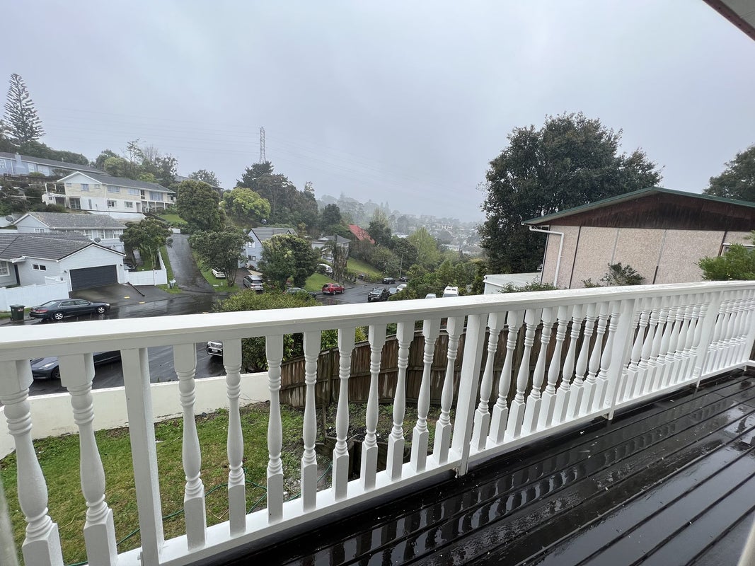 26A Stephen Lysnar Place, Hillsborough, Auckland - Carousel 13