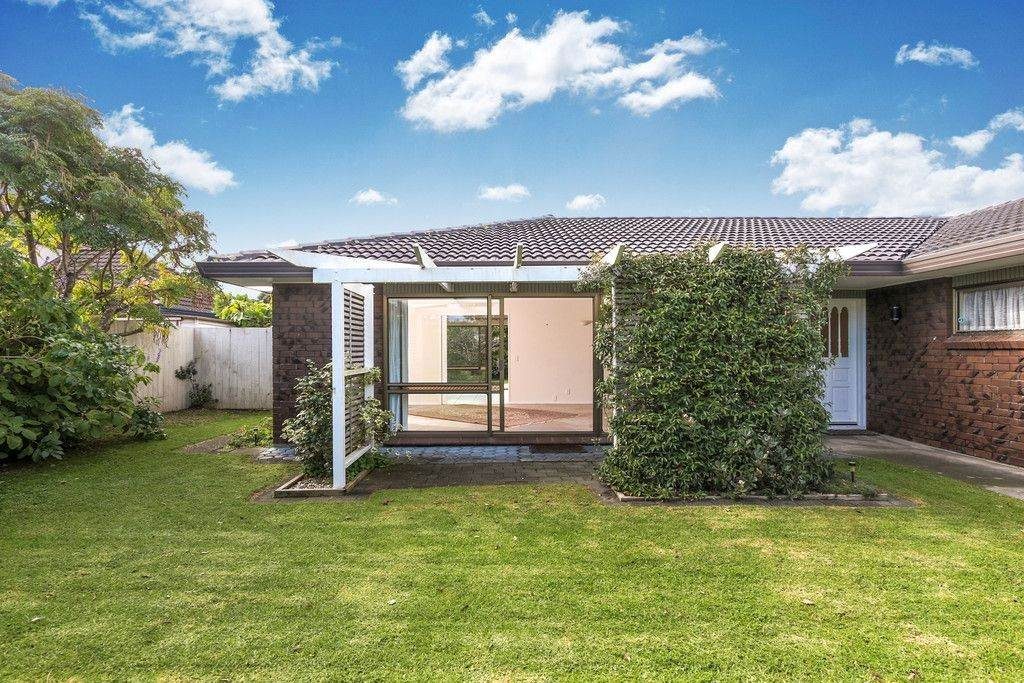 51 Vivian Wilson Drive, Eastern Beach, Auckland - Carousel 16