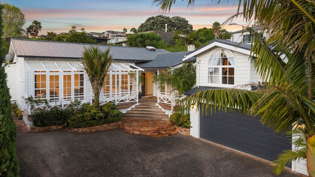 16 Bay Road, St Heliers, Auckland - Carousel 1