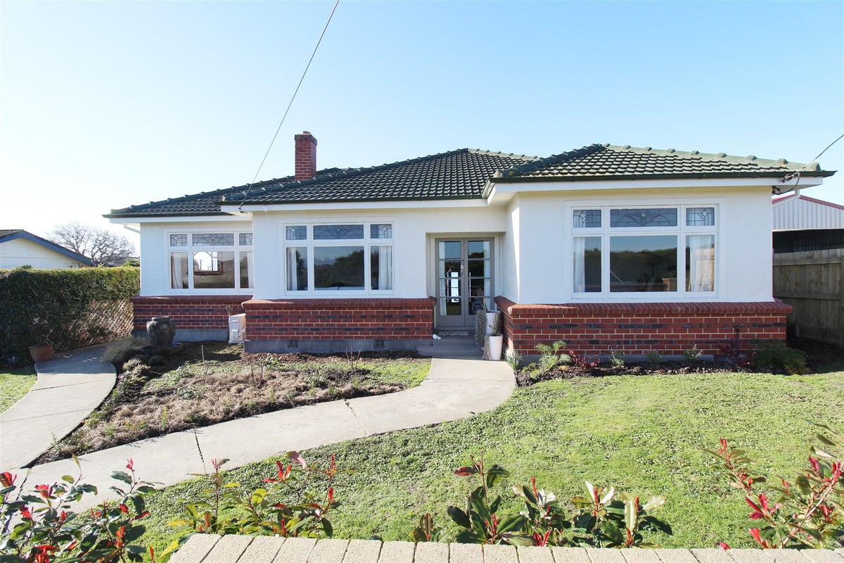 21 Till Street, South Hill, Oamaru - Carousel 13