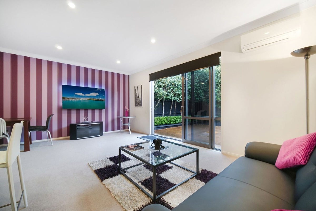 97 Tephra Boulevard, Stonefields, Auckland - Carousel 2