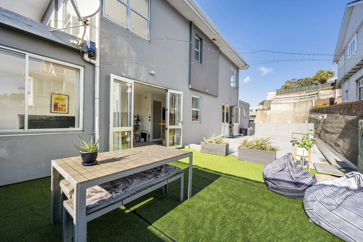 5C/51 Webb St, Mount Cook, Wellington - Carousel 1