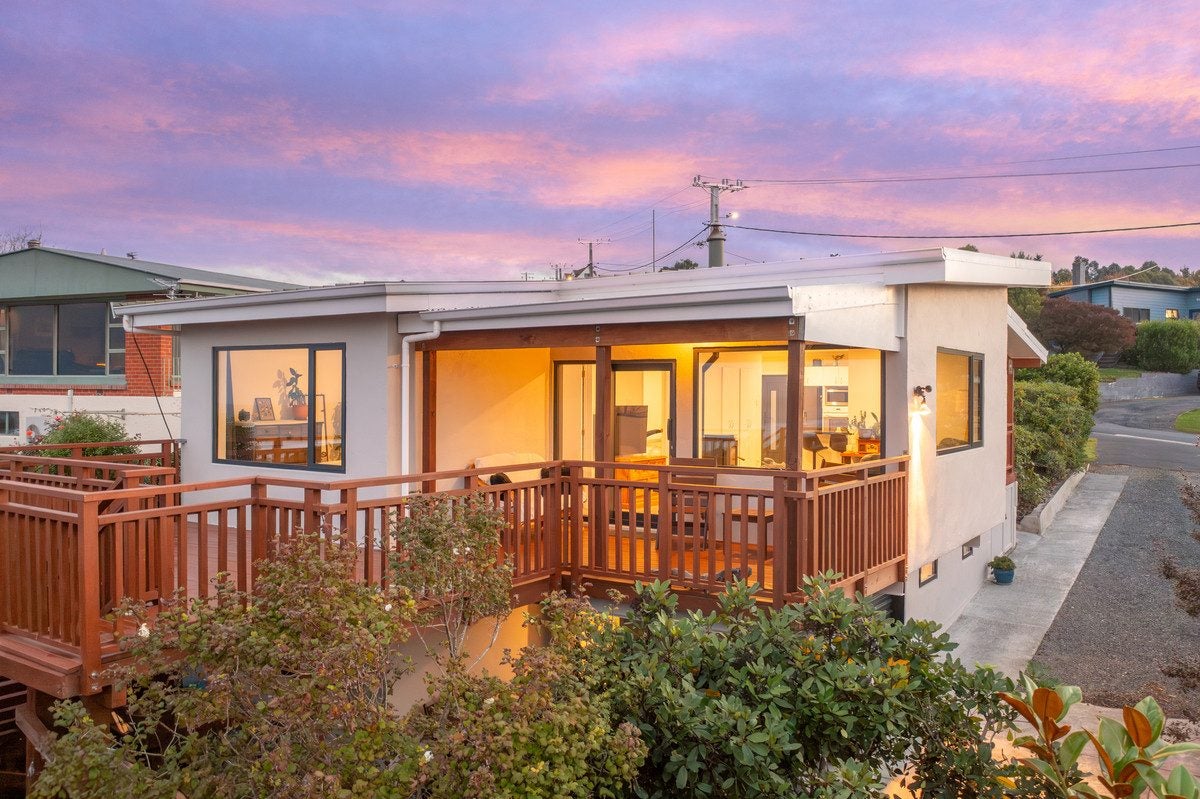 6 Bennett Road, Ocean View, Dunedin - Carousel 2