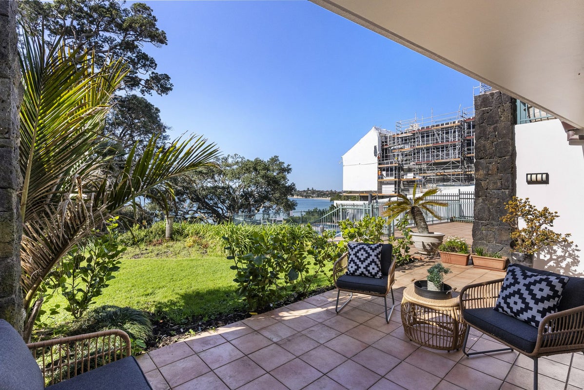1/47 The Strand, Takapuna, Auckland - Carousel 2