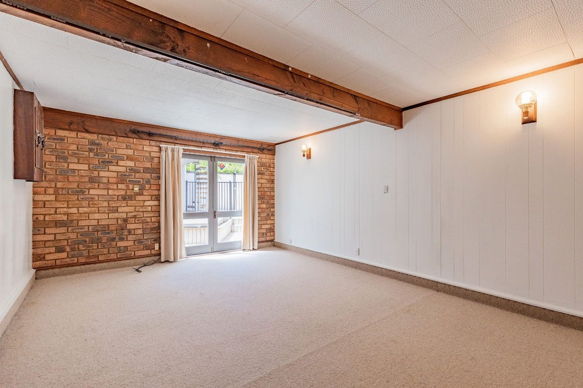 5 Noeleen Street, Glenfield, Auckland - Carousel 2