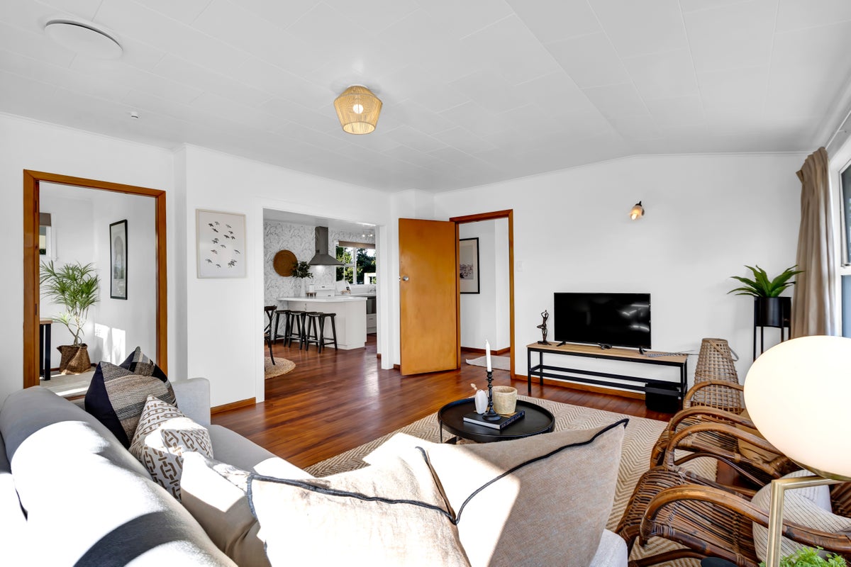 279 Carrington Street, Vogeltown, New Plymouth - Carousel 2