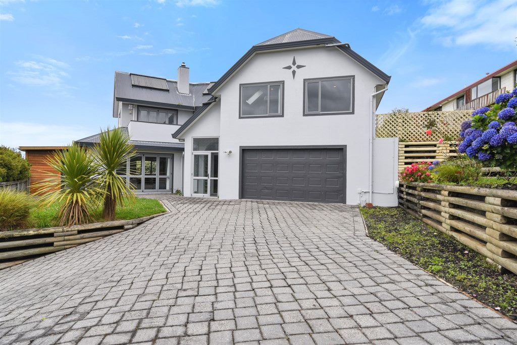 3 Leithton Close, Glenleith, Dunedin - Carousel 2