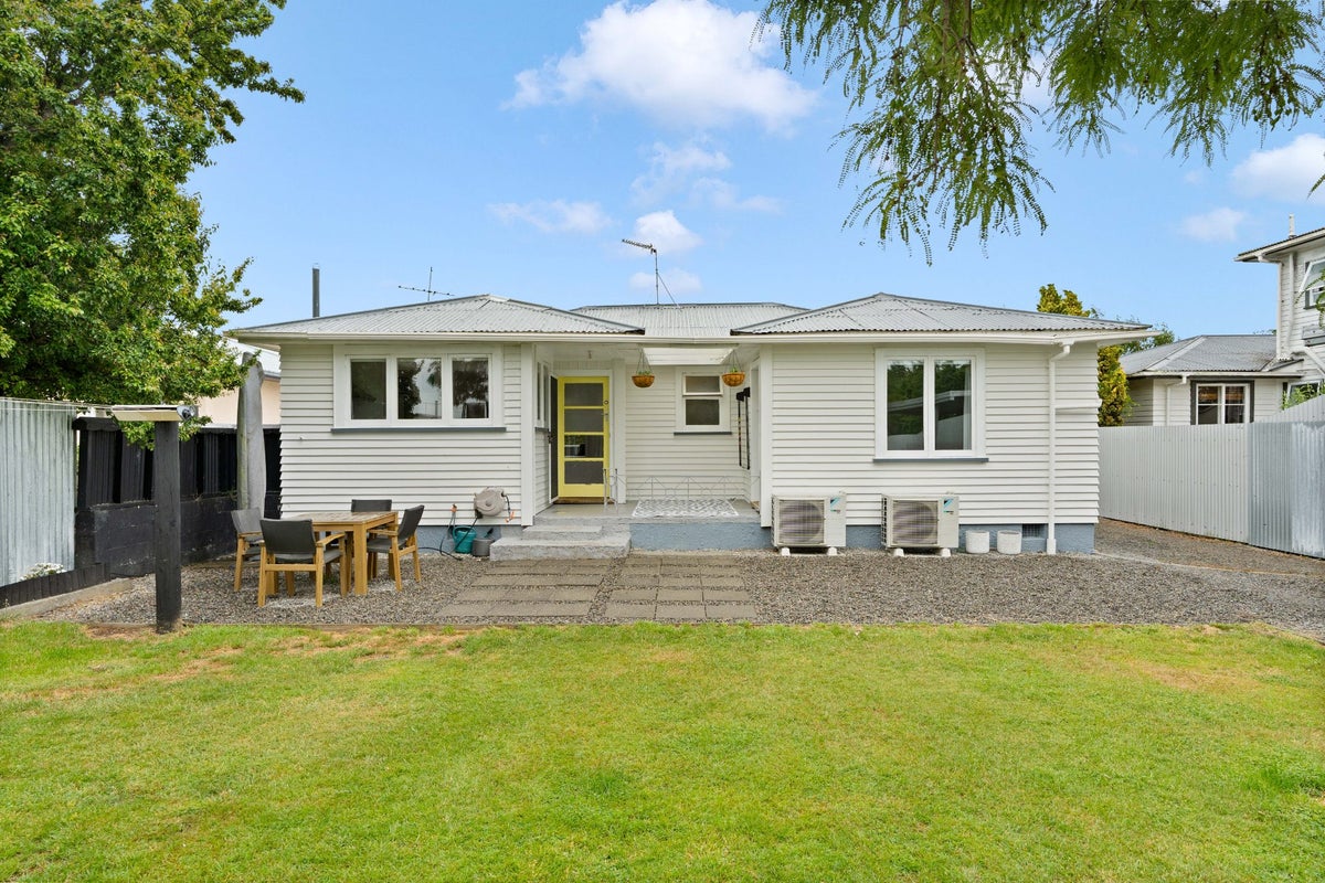 9 King Street, Carterton, Carterton - Carousel 1