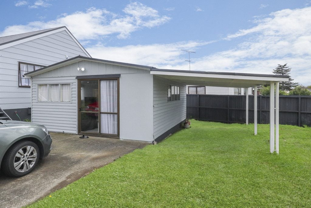 78 Hyperion Drive, Randwick Park, Auckland - Carousel 11
