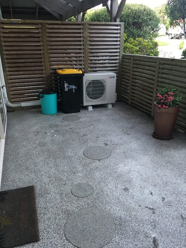 4 South Karori Road, Karori, Wellington - Carousel 10