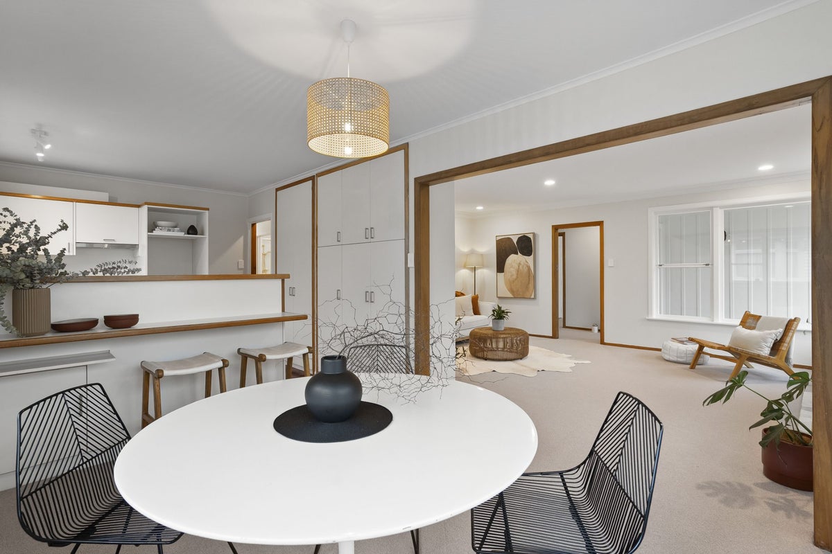 1/14 Hollywood Avenue, Epsom, Auckland - Carousel 2