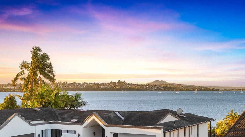 114 Bramley Drive, Farm Cove, Auckland - Carousel 2