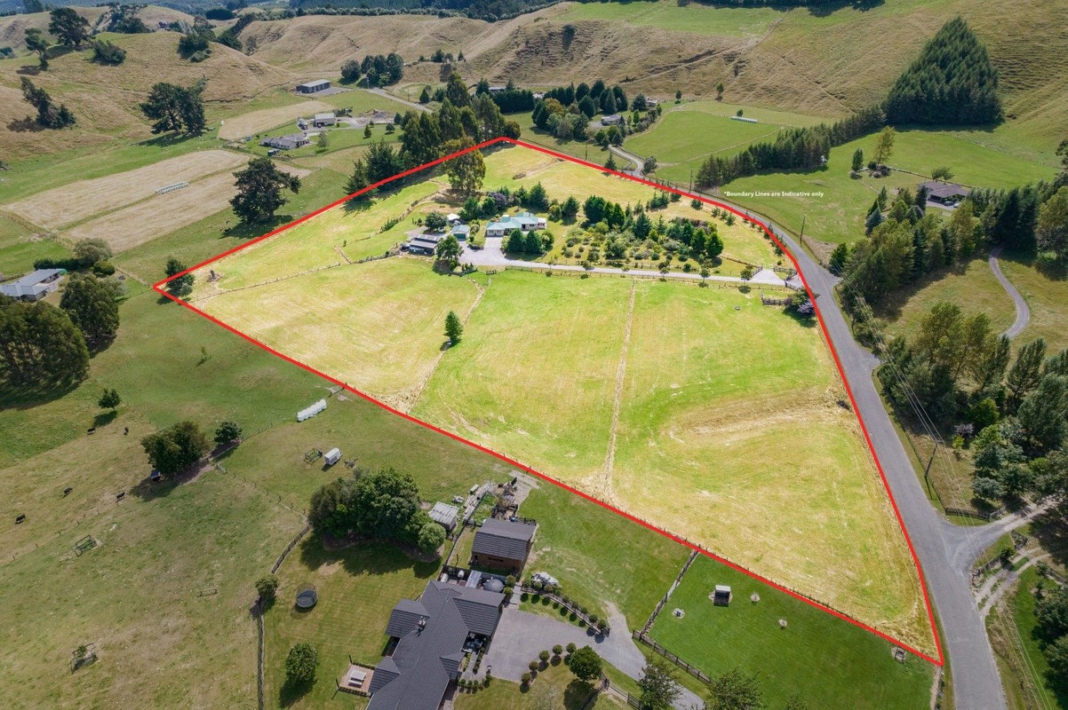 35 Hurunui Lane, Kinloch, Taupo - Carousel 2