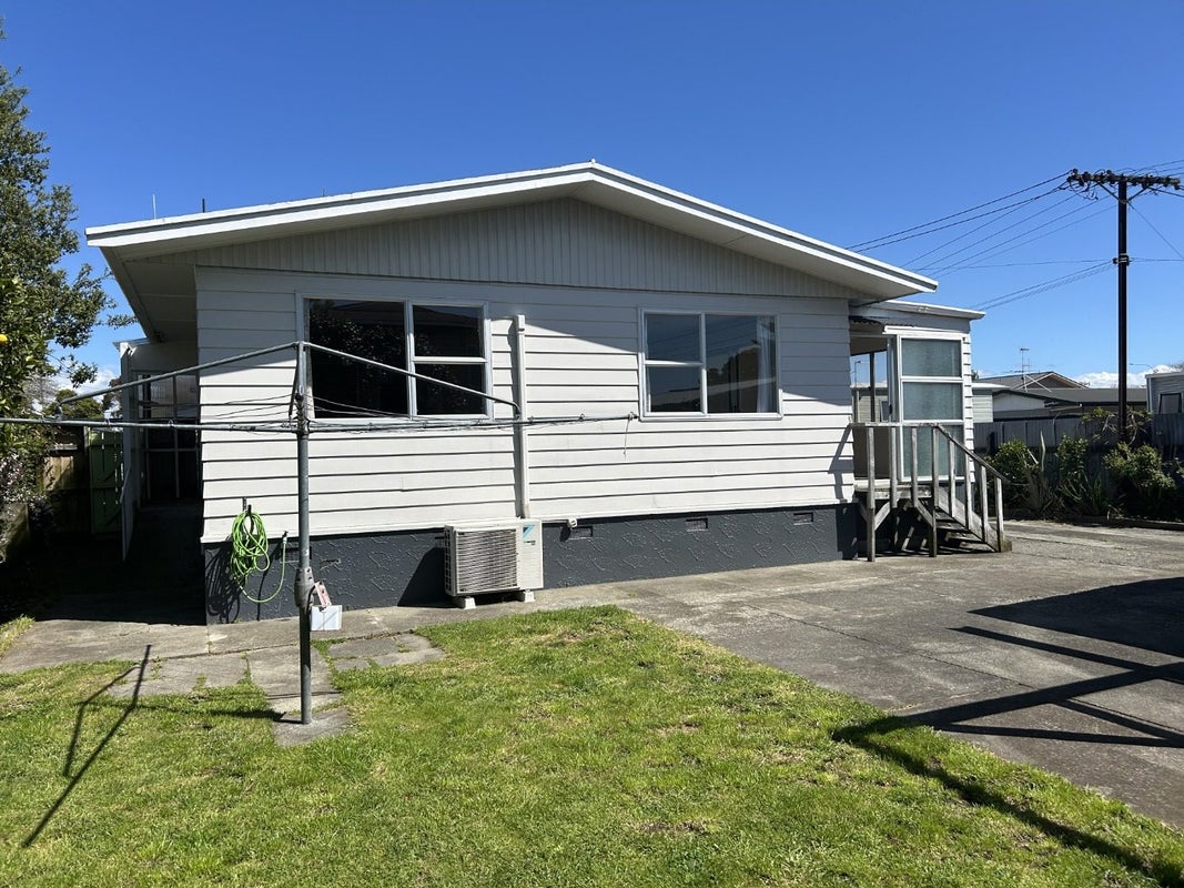 90 Parkers Road, Tahunanui, Nelson - Carousel 11