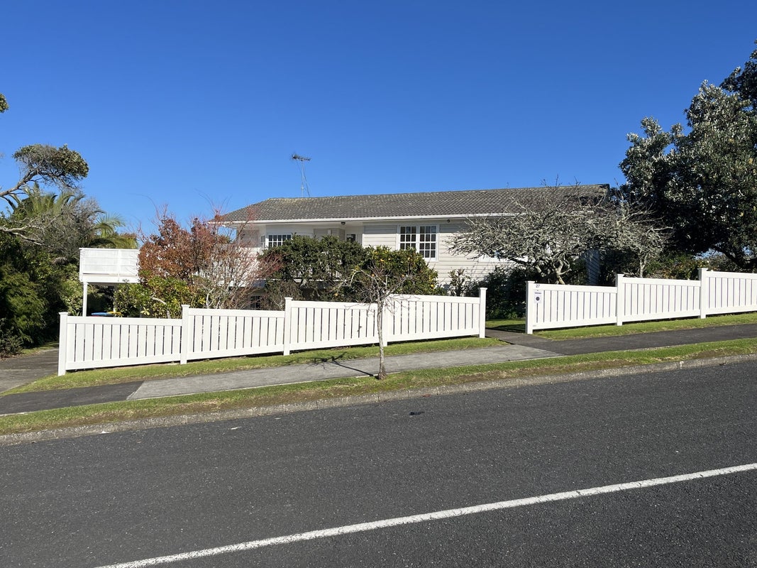 27 Swainston Road, Saint Johns, Auckland - Carousel 1