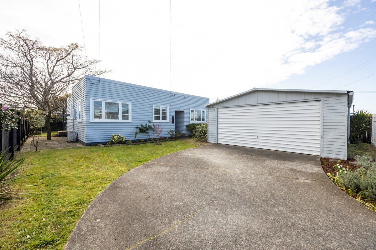 10 Sayer Street, Frankton, Hamilton - Carousel 1