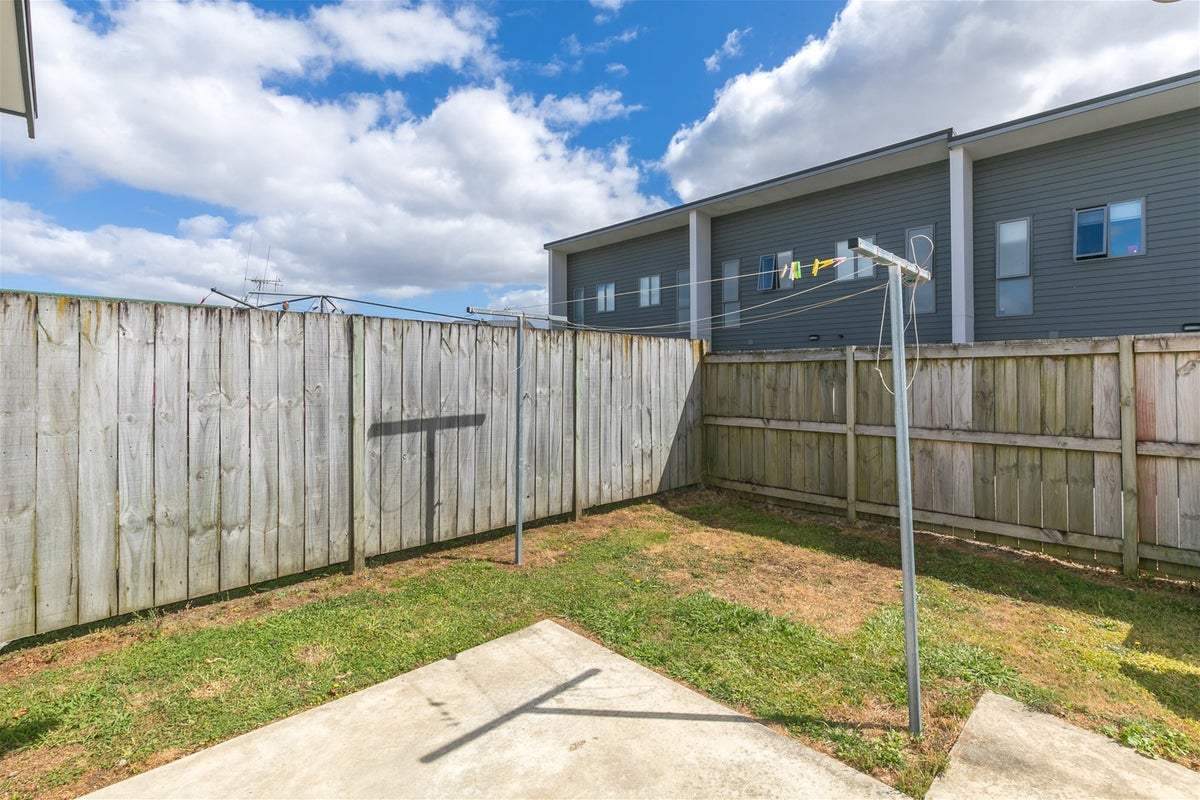 2/179 Knighton Road, Hillcrest, Hamilton - Carousel 16