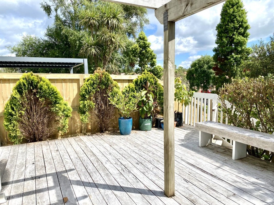 3/42 Fields Parade, Oteha, Auckland - Carousel 1