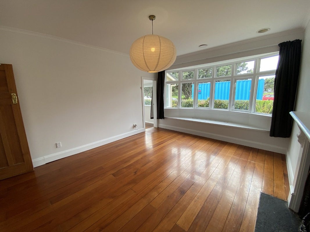 37 Miro Street, Miramar, Wellington - Carousel 2